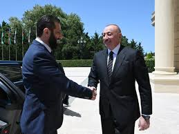 ما يجري خلف كواليس زيارة أحمد الشرع إلى باكو ودور تركيا في تحديد العلاقات الخارجية للنظام السوري الجديد