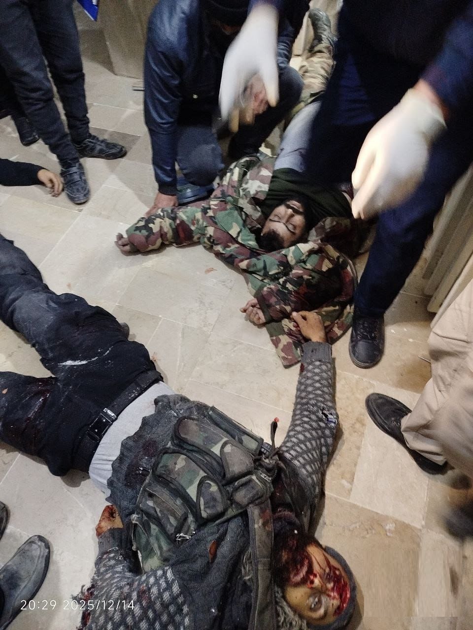 تحالف الکفار و المرتدین ضد المجاهدين و الاتفاق الأمني والعسكري أن تدخل “الجولاني” مع التحالف ليست من صور الاستعانة، بل هي من الإعانة