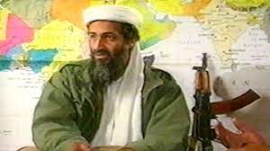 الشیخ أسامة بن لادن تقبله الله: كل من يتعاون مع أمریکا وما انبثق عنها -بغض النظر عن الأسماء والمسميات- كأجهزة الأمن والشرطة والجيش وغيرها أو تحت مسمى مجلس الحكم الانتقالي فهو مرتد كافر مهدور الدم يجب قتله.