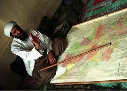 العمل الإسلاميّ بين دَوَاعي الاجتماع ودُعاة النِّزاع، للشیخ أسامة بن محمد بن لادن تقبله الله