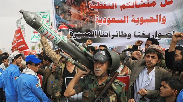 الذين يحكمون صنعاء يقفون خلف الأبواب والسعوديون في فخ الطاقة والولايات المتحدة ترفض مساعدة آل سعود (١)